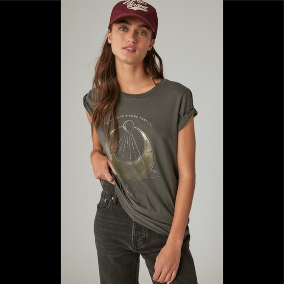 NWT Lucky Brand Women’s Good Luck Moon Classic Crew Tee - Picture 2 of 4
